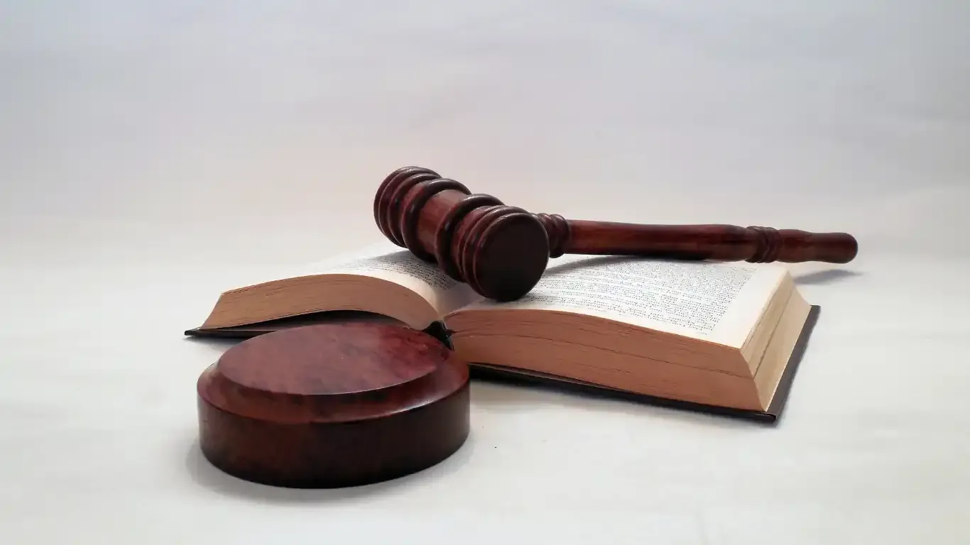 Art. 434 Código del Trabajo Ecuador: Reglamento de Higiene y Seguridad Obligatorio